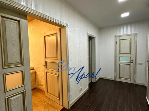 квартира за адресою Авіаконструктора Ігоря Сікорського вул. (Танкова), 1