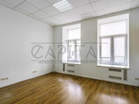 комерційна за адресою Ярославів Вал вул., 38