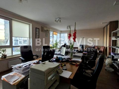 комерційна за адресою Зарічна вул., 1-Г