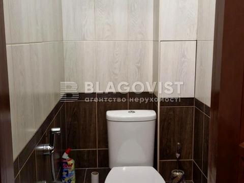 комерційна за адресою Зарічна вул., 1-Г