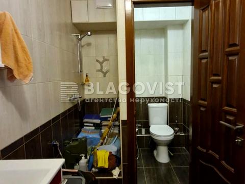 комерційна за адресою Зарічна вул., 1-Г