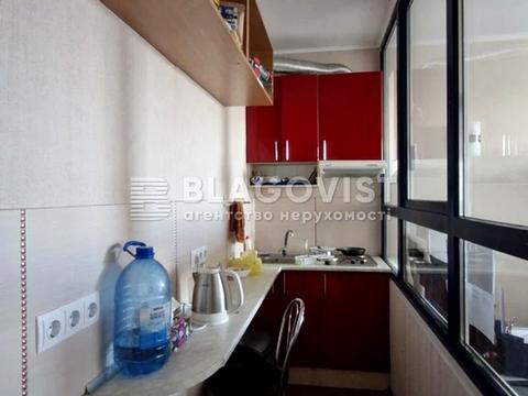 комерційна за адресою Зарічна вул., 1-Г