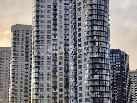 комерційна за адресою Зарічна вул., 1-Г