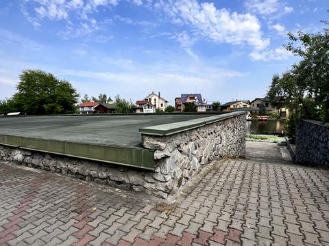 будинок за адресою Вишнева вул.