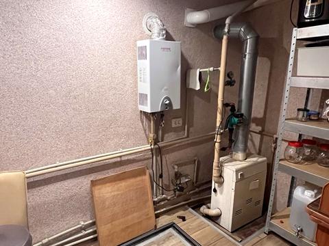 будинок за адресою Центральна