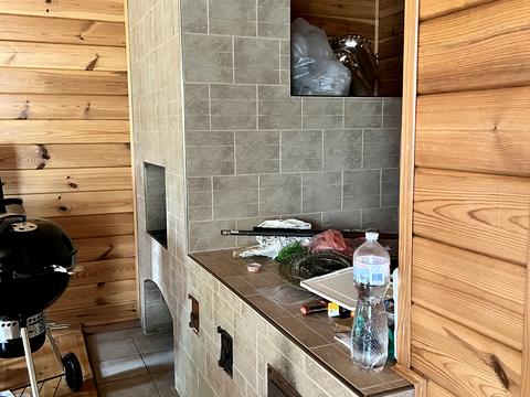 будинок за адресою Вишнева вул.