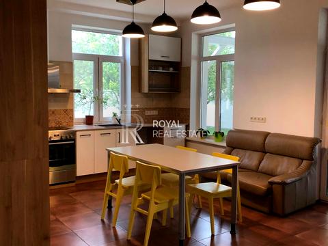 будинок за адресою с. Петропавлівська борщагівка, Садова вул.