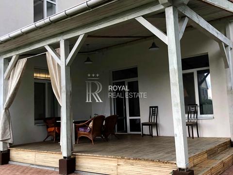 будинок за адресою с. Петропавлівська борщагівка, Садова вул.