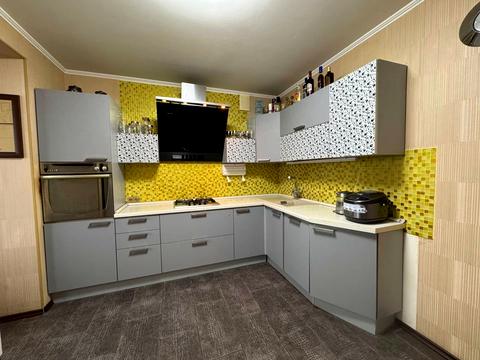 квартира за адресою Зодчих вул., 40