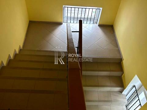 комерційна за адресою Саксаганського вул., 115