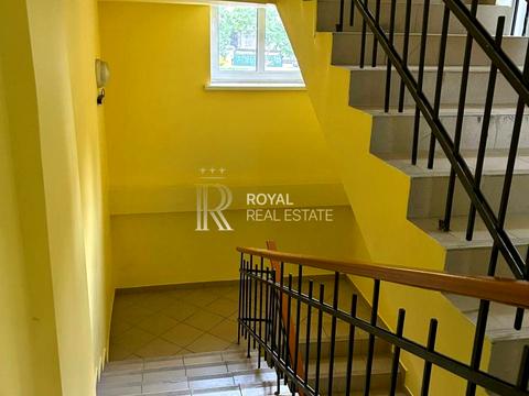 комерційна за адресою Саксаганського вул., 115