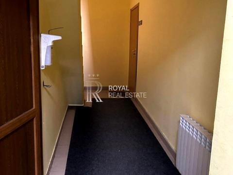 комерційна за адресою Саксаганського вул., 115