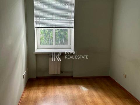 комерційна за адресою Саксаганського вул., 115