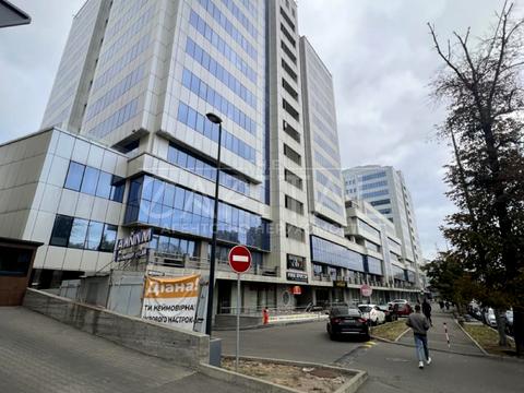 коммерческая по адресу Вацлава Гавела бульв. (Івана Лепсе), 21