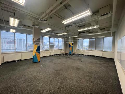 коммерческая по адресу Вацлава Гавела бульв. (Івана Лепсе), 21