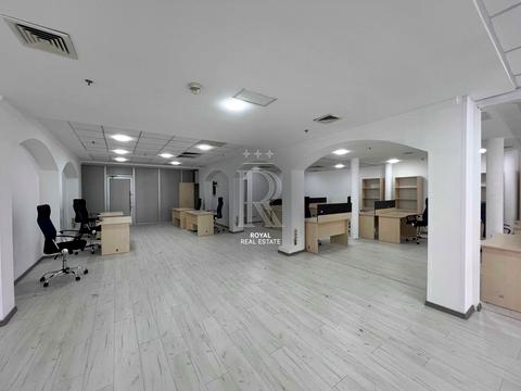 комерційна за адресою Велика Васильківська вул. (Червоноармійська), 90