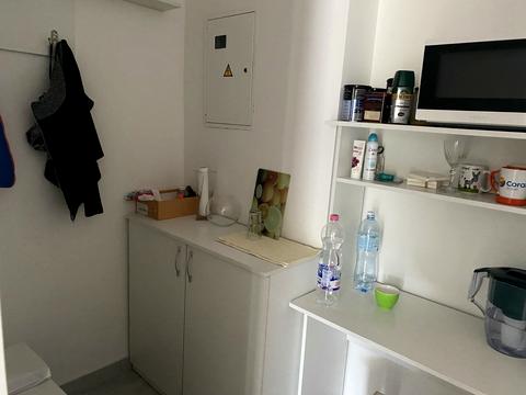 комерційна за адресою Відінська вул., 3