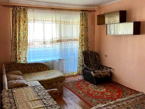 квартира за адресою Братів Дужих вул. (Володимира Комарова), 5