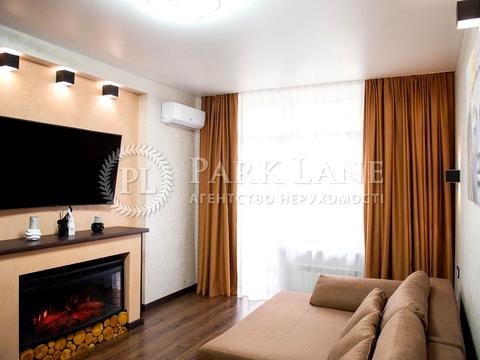 квартира за адресою Драгоманова вул., 10