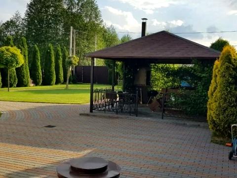 будинок за адресою Лугова