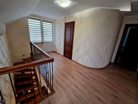 будинок за адресою Лугова