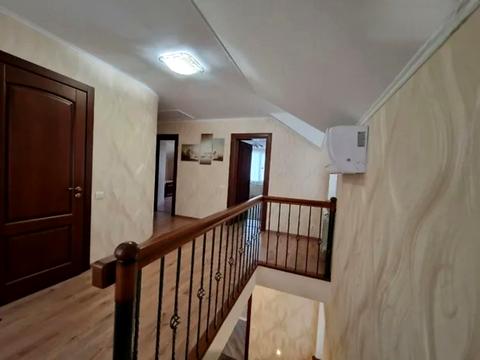 будинок за адресою Лугова