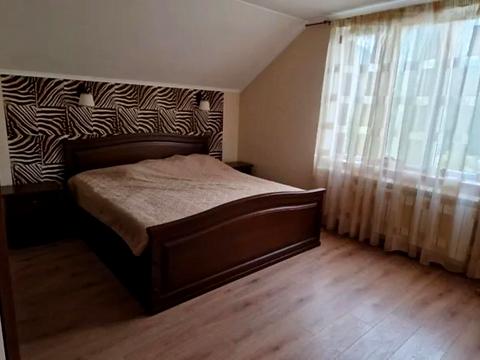 будинок за адресою Лугова