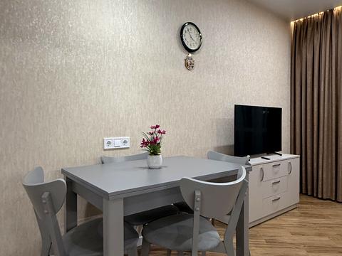 квартира за адресою Олександра Олеся вул., 1