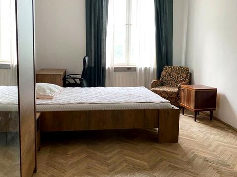 кімната за адресою Львів, Князя Романа вул. (), 9