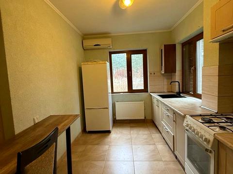 будинок за адресою Лісова