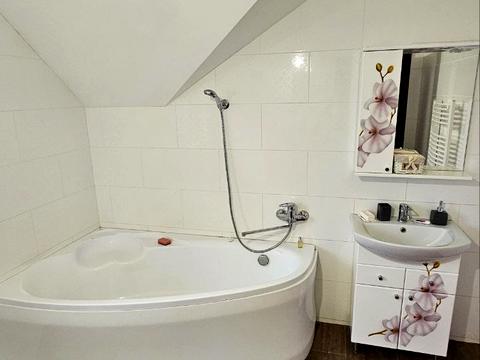 дом по адресу провулок Собранецький