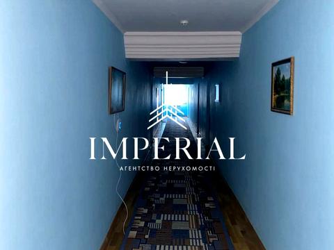 комерційна за адресою Івана Франка вул., 15