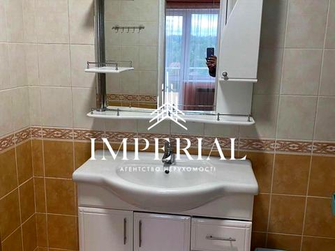 комерційна за адресою Івана Франка вул., 15