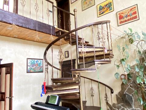 будинок за адресою Князя Святослава