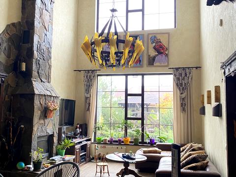 будинок за адресою Князя Святослава