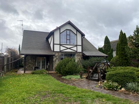 будинок за адресою Князя Святослава