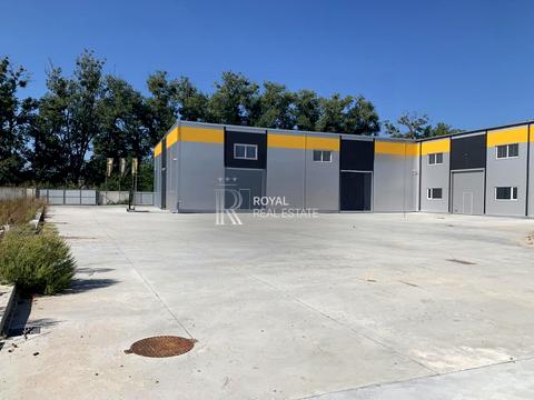 коммерческая по адресу кленова, 1