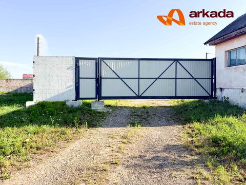 комерційна за адресою Василя Стефаника вул., 1