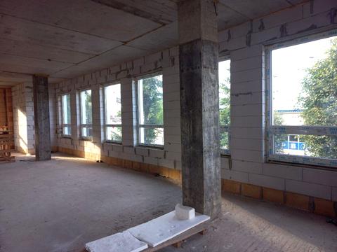 комерційна за адресою Чорновола вул., 80