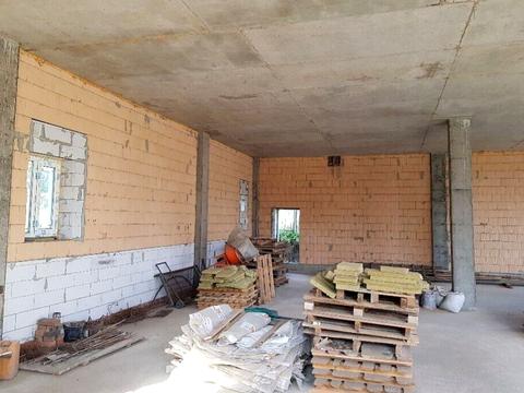 комерційна за адресою Чорновола вул., 80