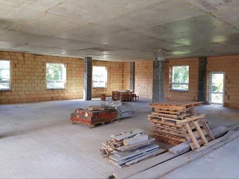 комерційна за адресою Чорновола вул., 80