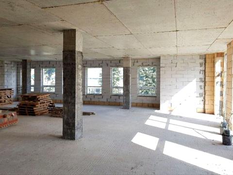 комерційна за адресою Чорновола вул., 80