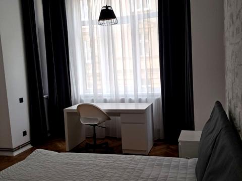 квартира за адресою Шептицьких вул., 10