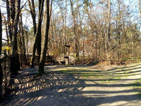 коммерческая по адресу Центральна, 1