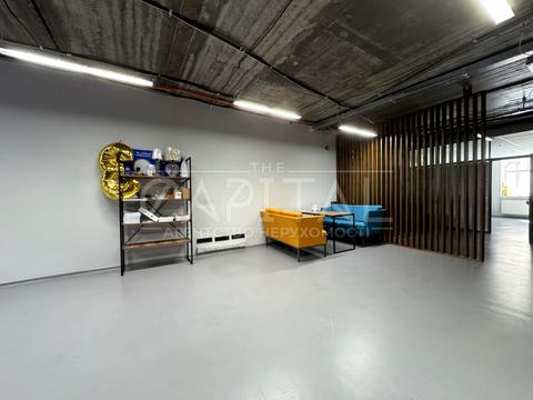 коммерческая по адресу вул. Ірининська, 35