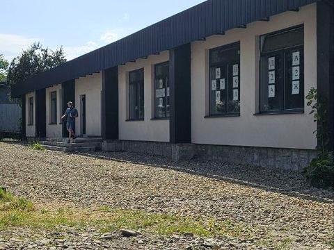 комерційна за адресою Данила Галицького вул., 70