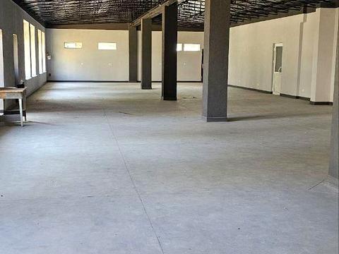 комерційна за адресою Данила Галицького вул., 70