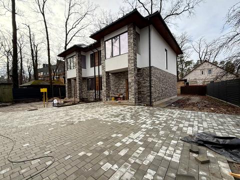 будинок за адресою Академіка Ромоданова вул. (Льва Толстого)