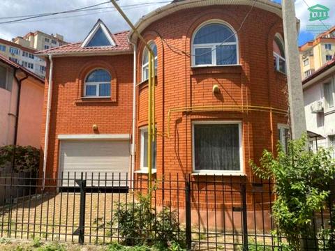 будинок за адресою Левітана вул.