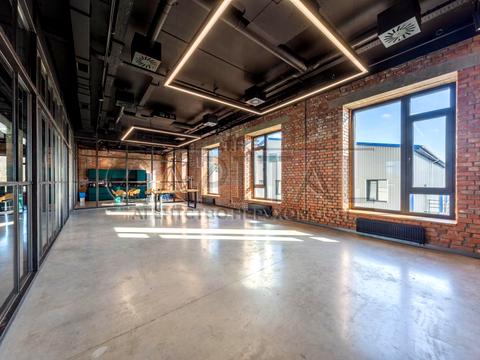 комерційна за адресою Київ, вул. В'ячеслава Чорновола, 18д